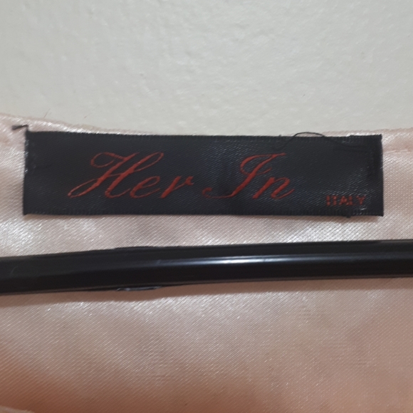 Her In Italy lace dress - Picture 2 of 4